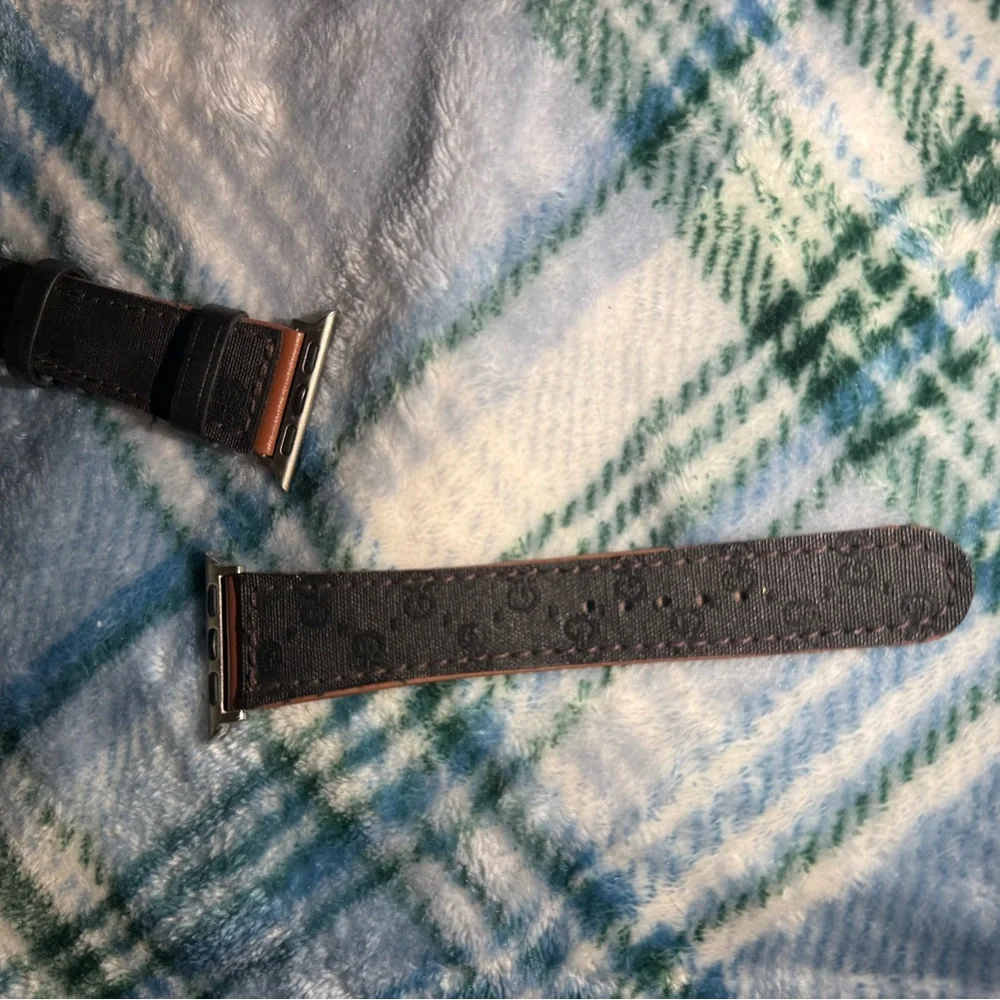 Authentic repurposed Gucci Apple Watch Band – Fits 38/40mm - Picture 2 of 3
